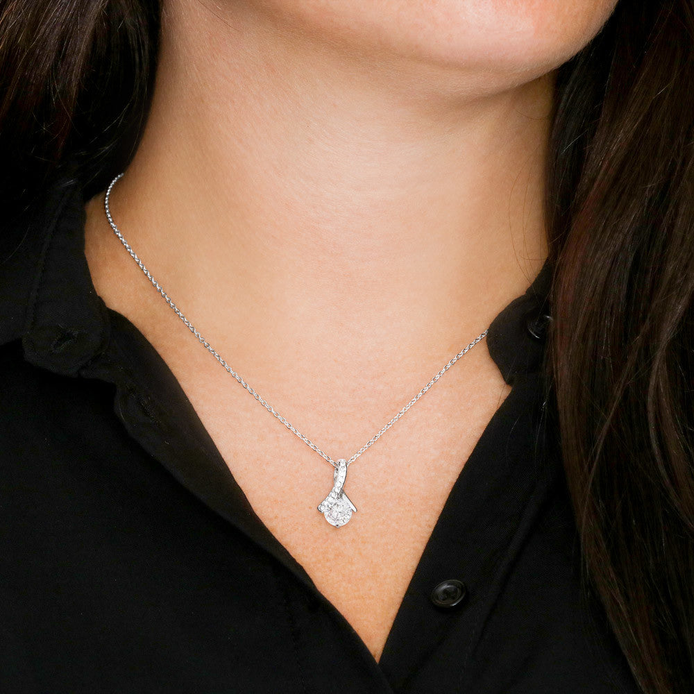 I am Sorry - Alluring Beauty Necklace
