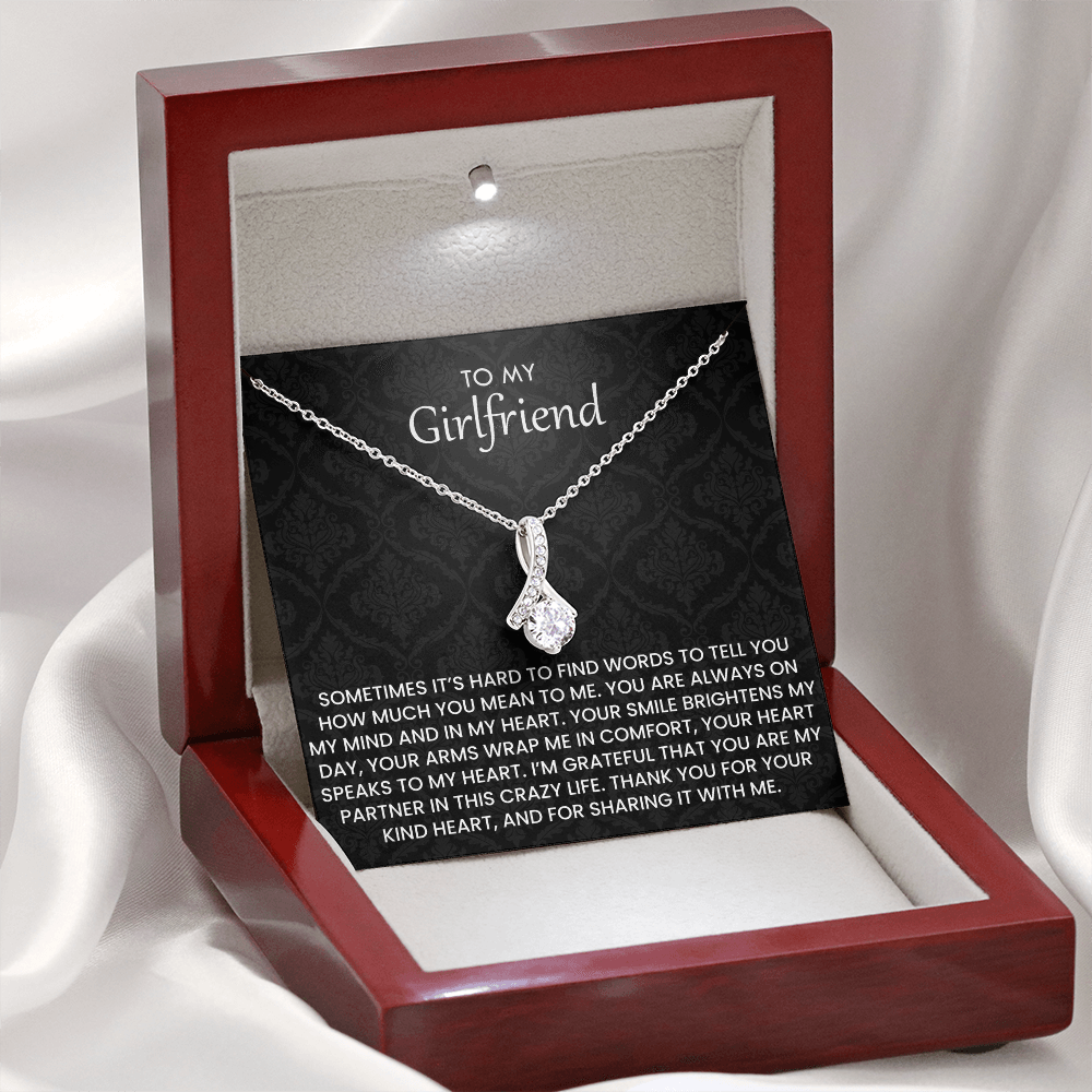 To My Girlfriend Necklace – Romantic Gift for Her with Heartfelt Message
