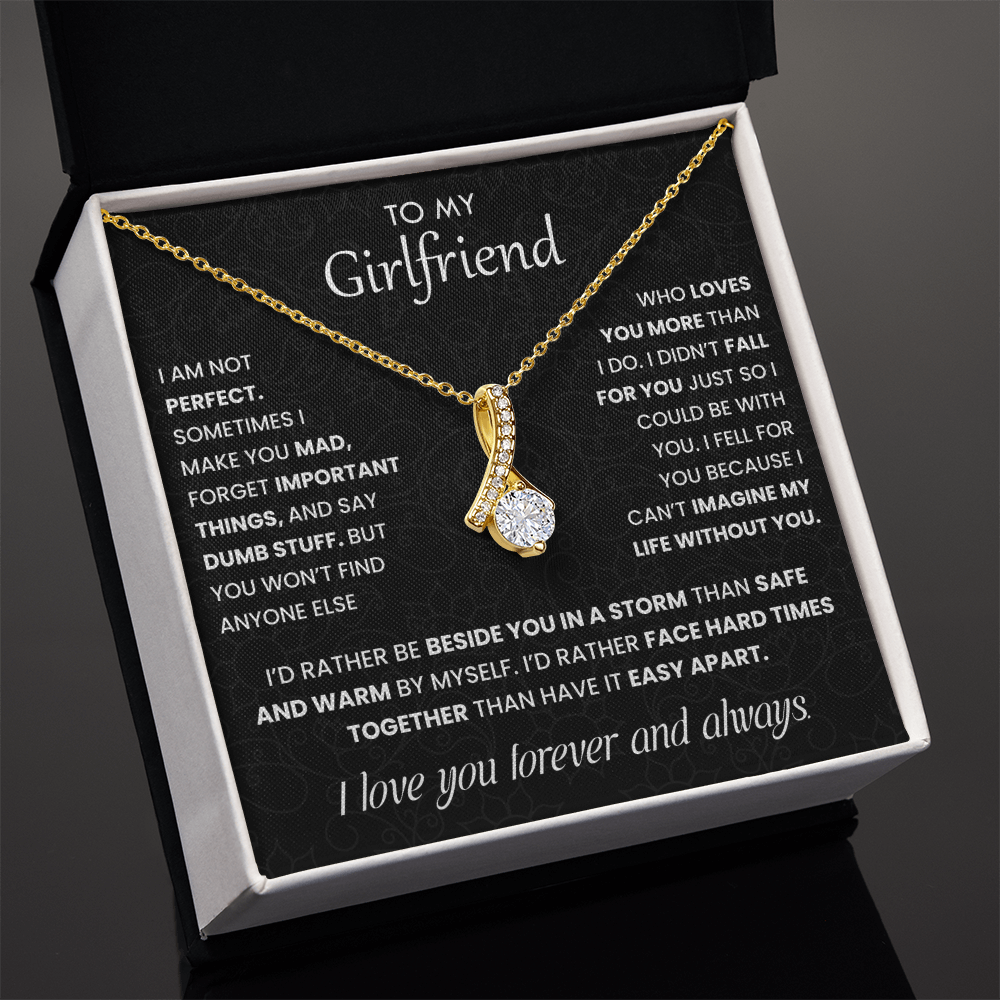 To My Girlfriend Necklace – Romantic Gift from Boyfriend